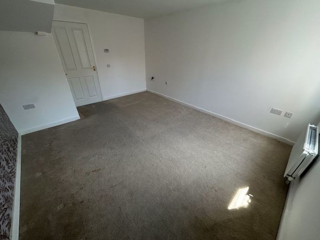Property photo 2 of 10 Photo 2