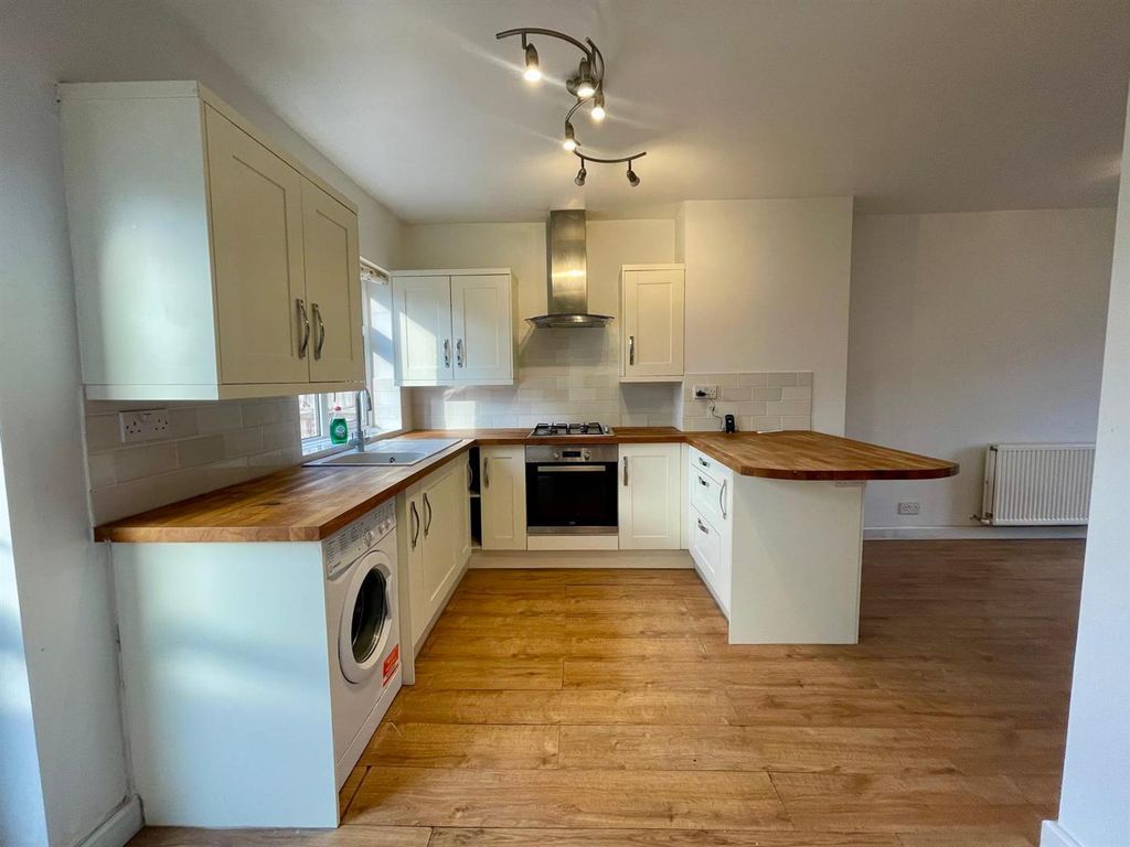 Property photo 2 of 28 Img-20250819-Wa0080.Jpg