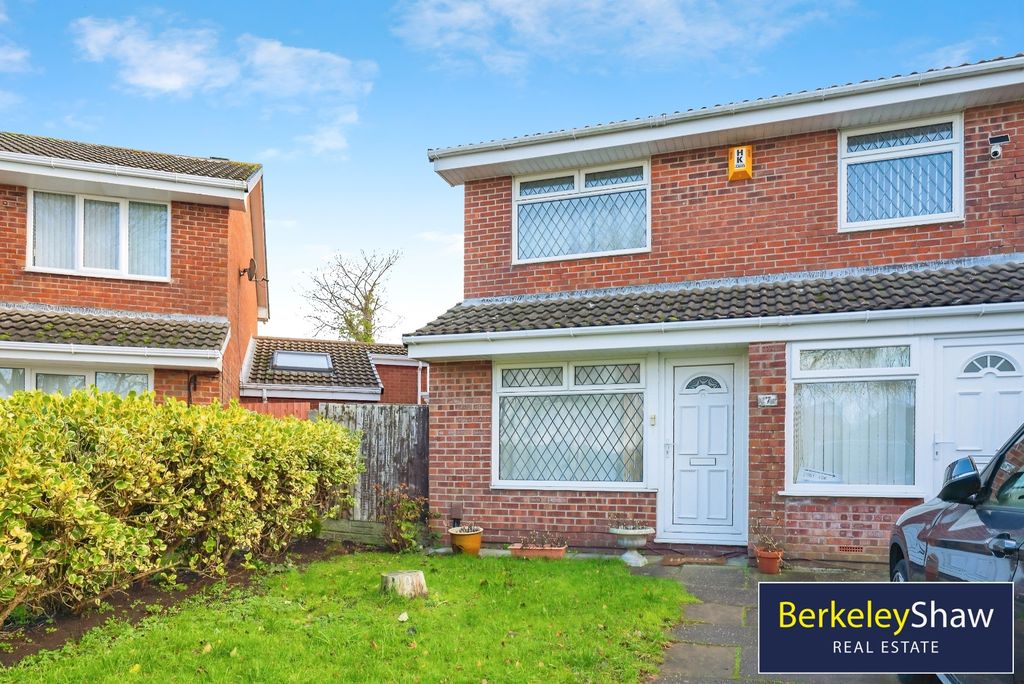 Property photo 1 of 32 External