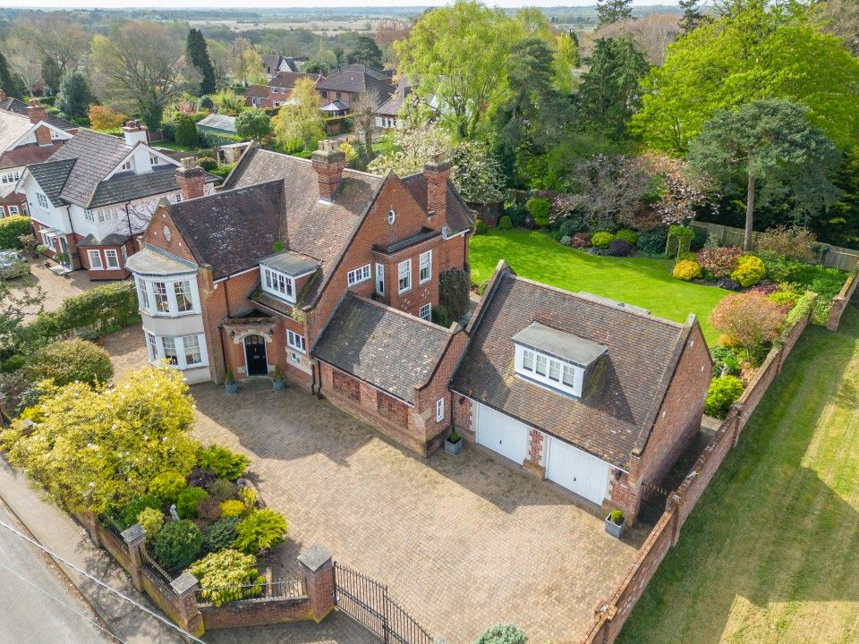 Property photo 1 of 31