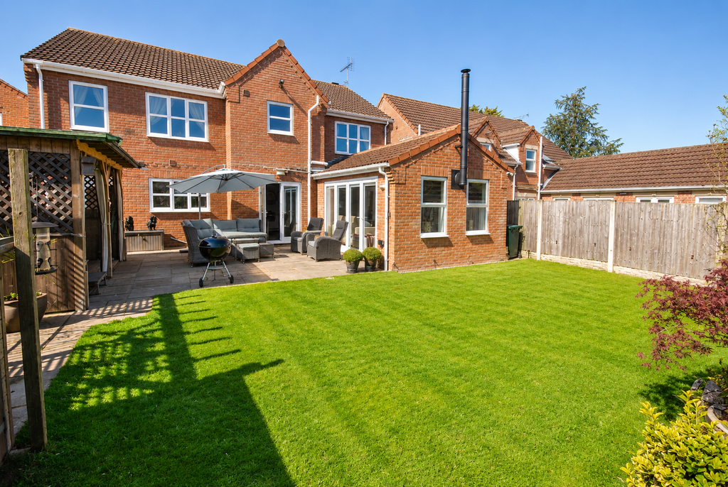 Property photo 2 of 42 Rear Garden