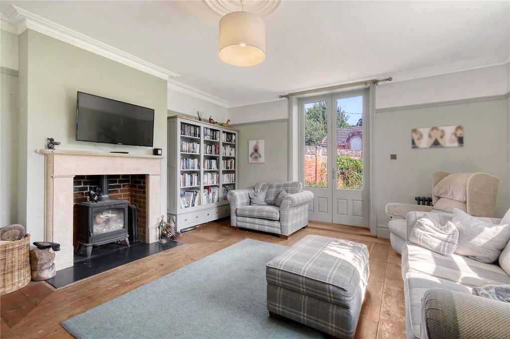 Property photo 3 of 24 Drawing Room