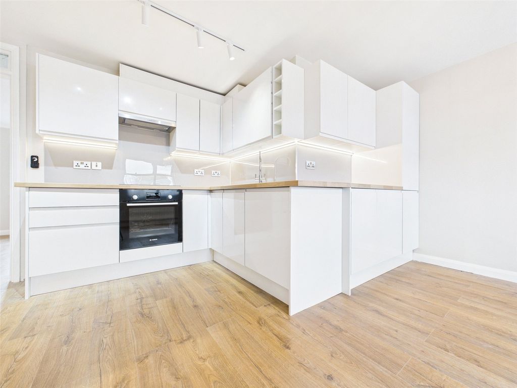 Property photo 3 of 7 Picture No. 07