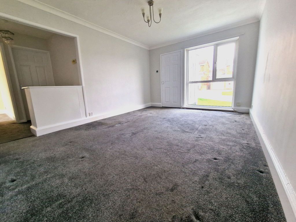 Property photo 2 of 10 Photograph 2