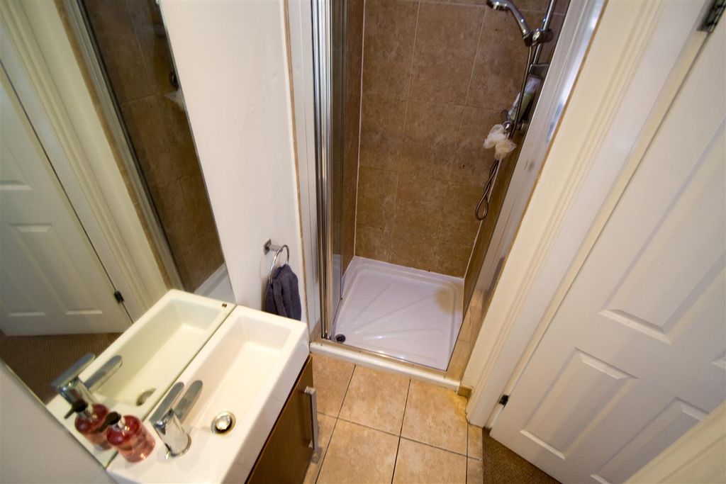 Property photo 3 of 5 Property Photo