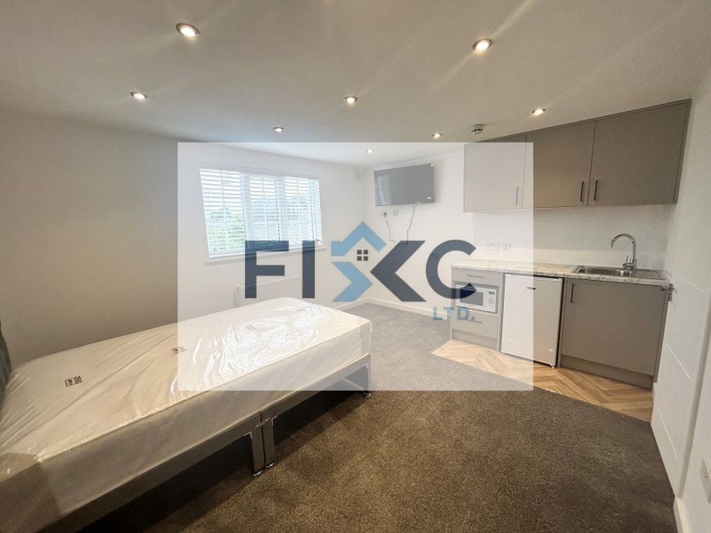 Property photo 1 of 8 2694-Pra12741-1-Raw