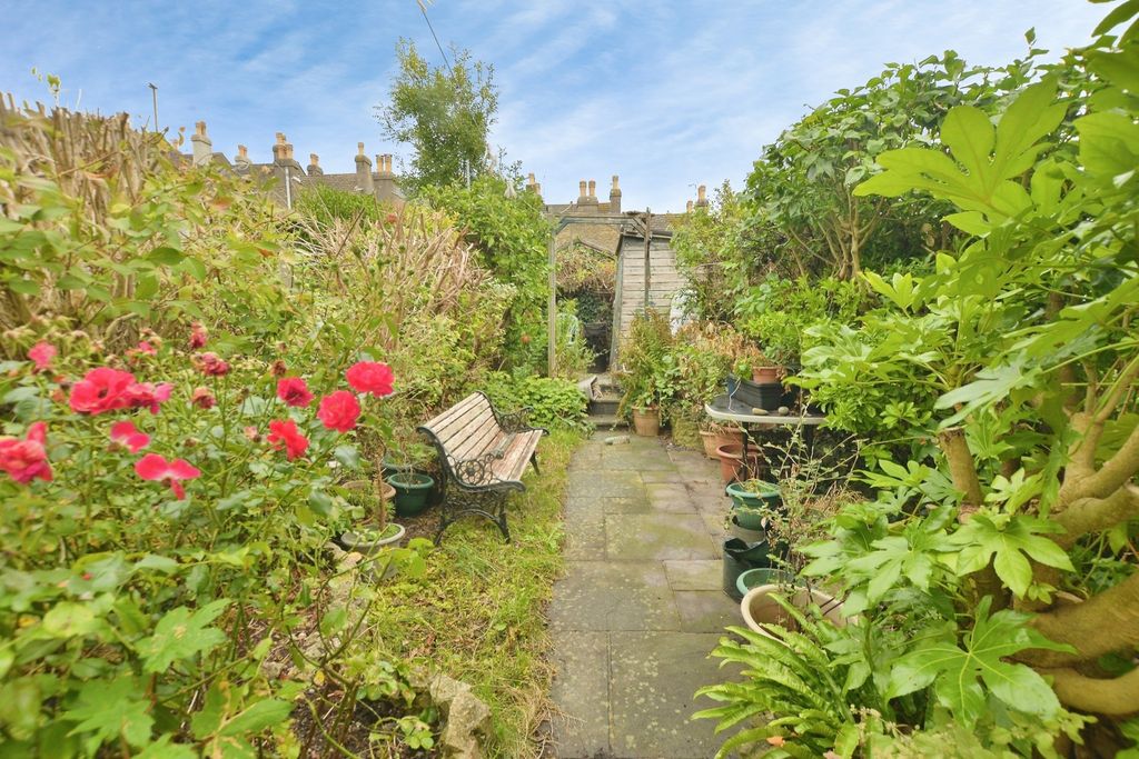 Property photo 2 of 4 Pbox-Img.Jpg