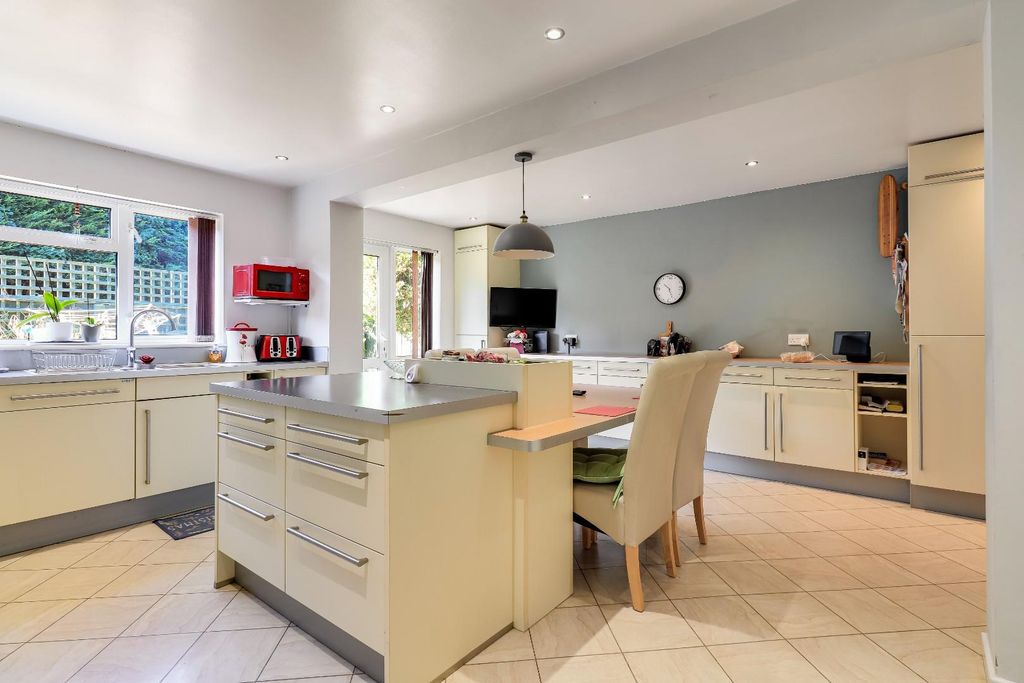 Property photo 2 of 18 Img_0251.Jpg