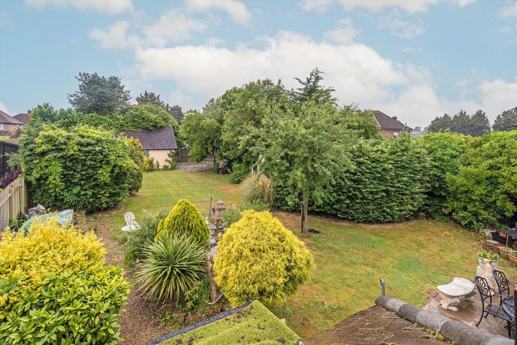 Property photo 2 of 7