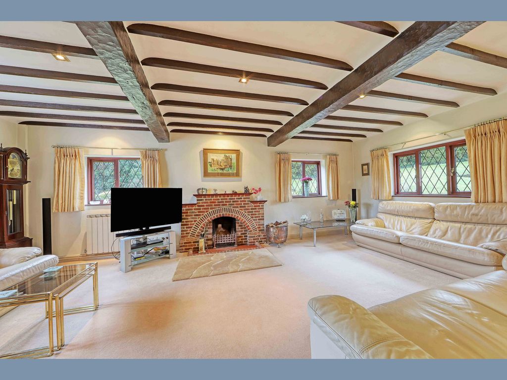 Property photo 2 of 18