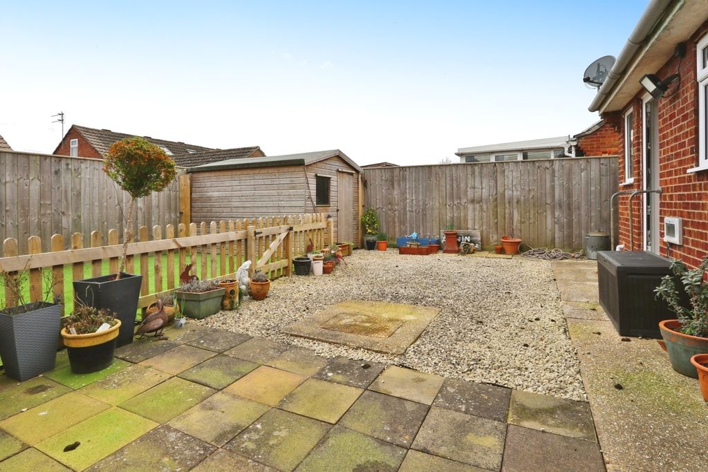 Property photo 2 of 11 3951454