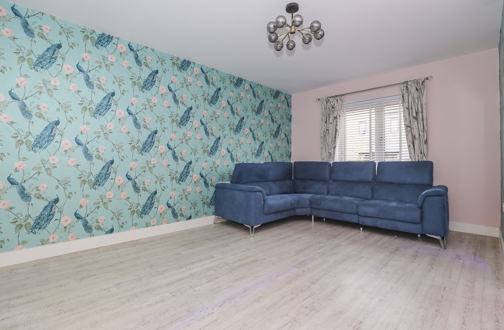 Property photo 3 of 13 11 Patch Street - Sales Photo -3