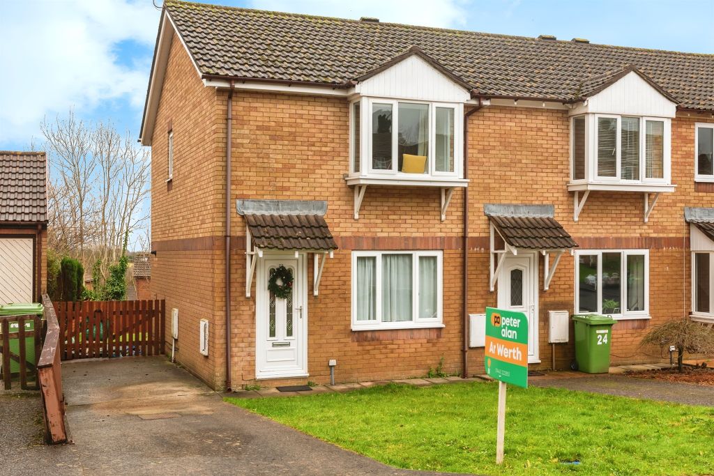 Property photo 1 of 17