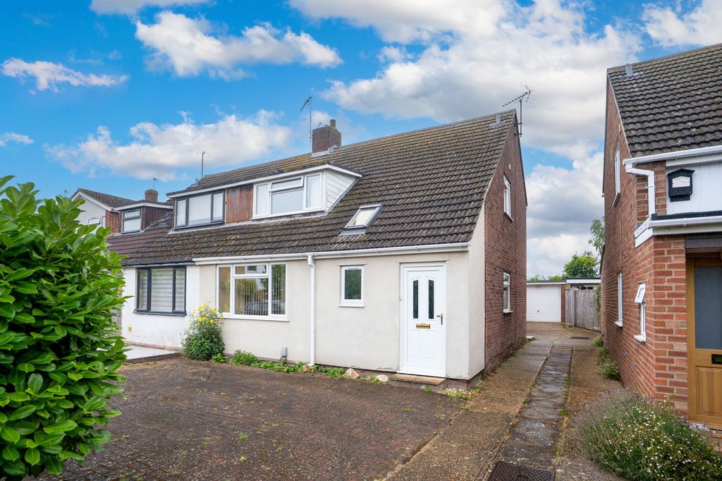 Property photo 1 of 11