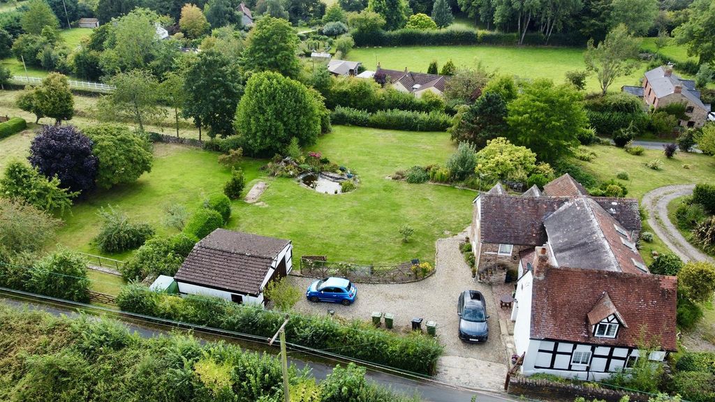 Property photo 2 of 48