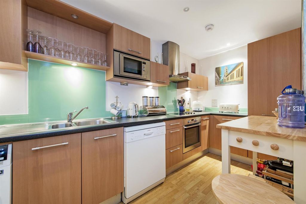 Property photo 3 of 13 Kitchen.Jpg