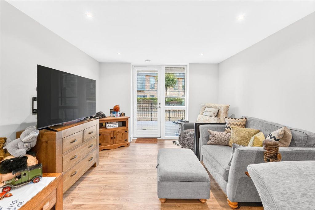 Property photo 2 of 21 Aik07814.Jpg