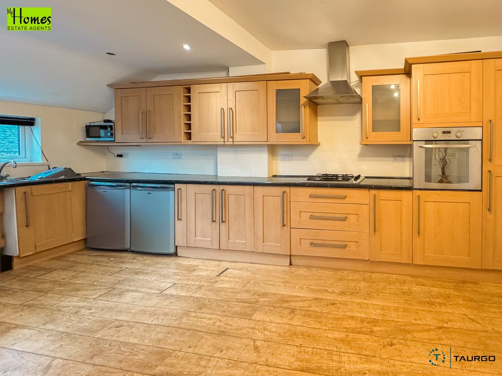 Property photo 1 of 29