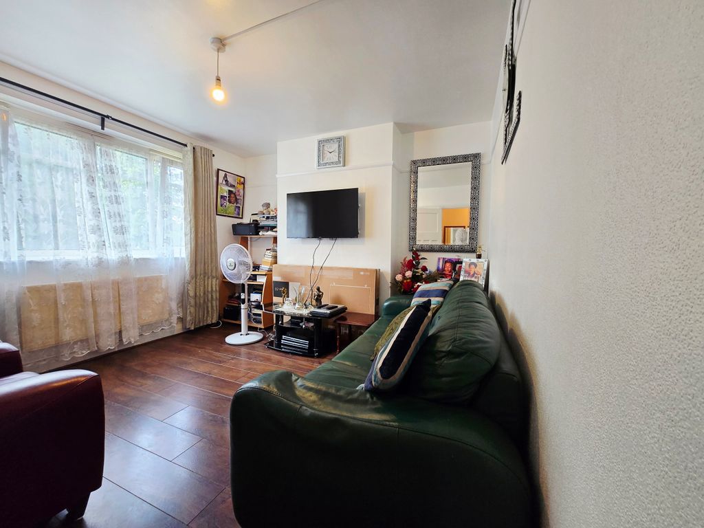 Property photo 2 of 6 20250531_101215