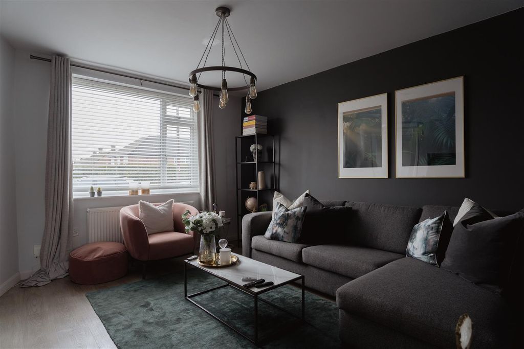 Property photo 2 of 14 7.Jpg