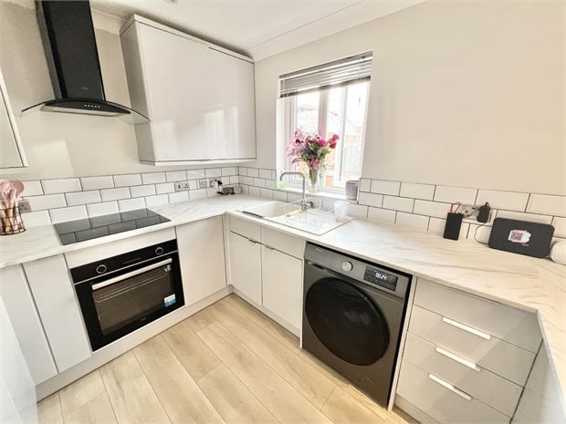 Property photo 3 of 6 Picture 3