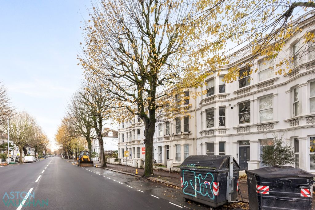 Property photo 3 of 11 4734252