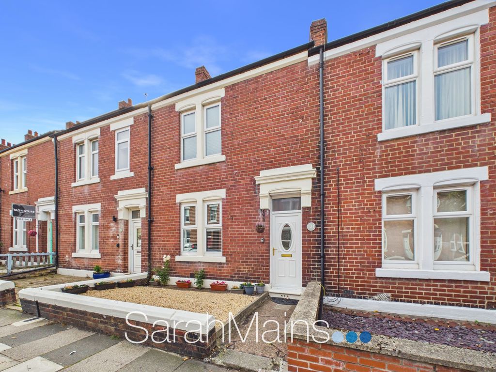 Property photo 1 of 15 External