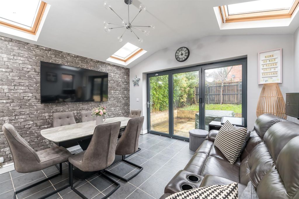 Additional image 9 of 4 bed detached house for saleMarriner Close, Otley LS21