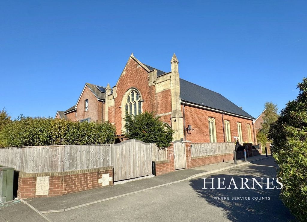 Property photo 1 of 27