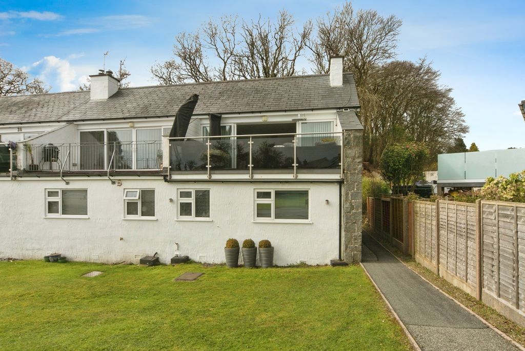 Property photo 1 of 15 Photo