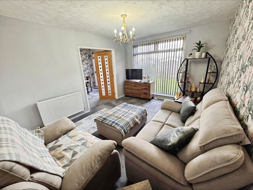 Property photo 3 of 14 Pbox-Img.Jpg