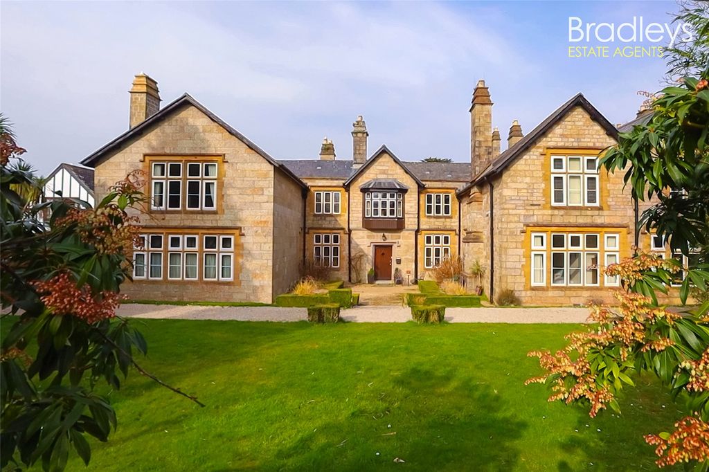 Property photo 1 of 25 Picture No. 24