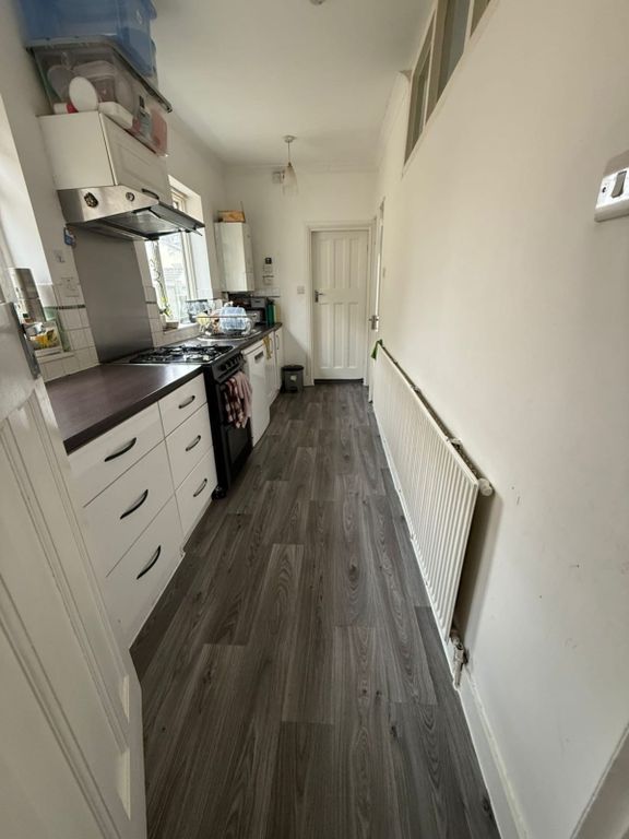 Property photo 3 of 7 3