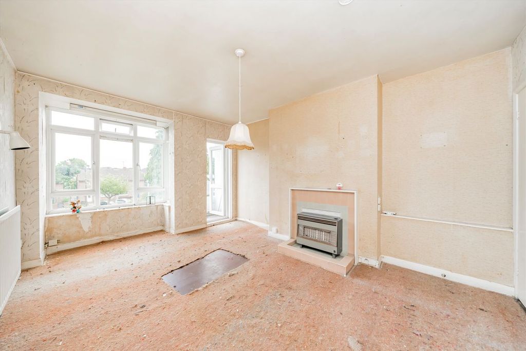 Property photo 2 of 7