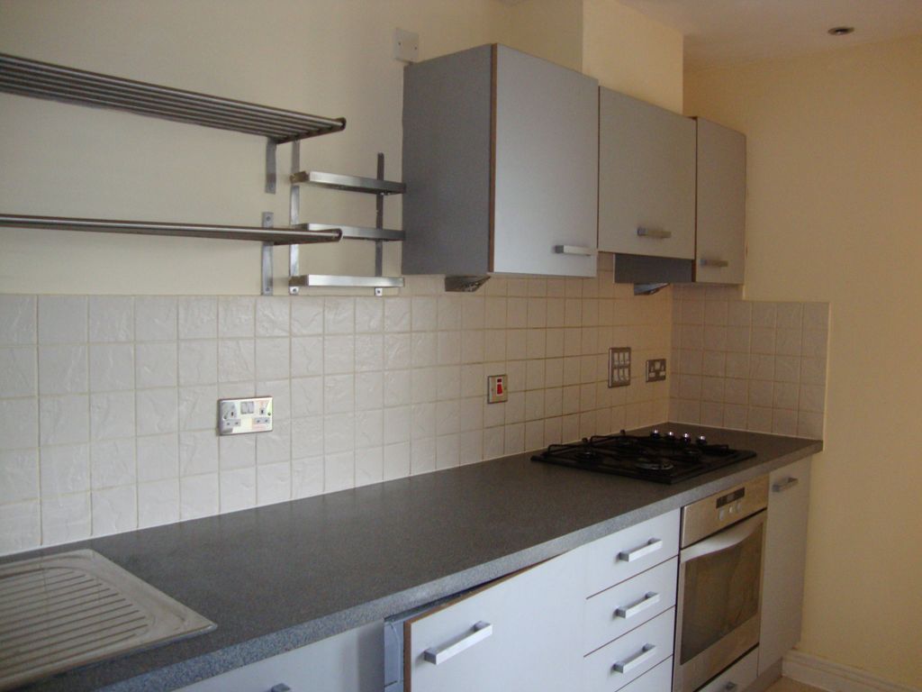 Property photo 2 of 9