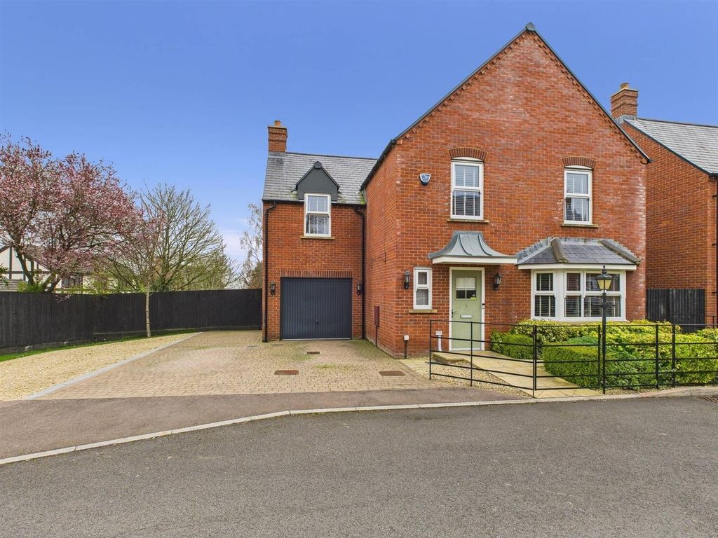 Property photo 1 of 27