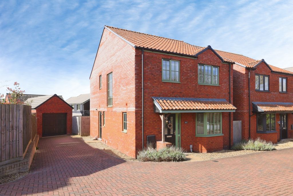 Property photo 1 of 17