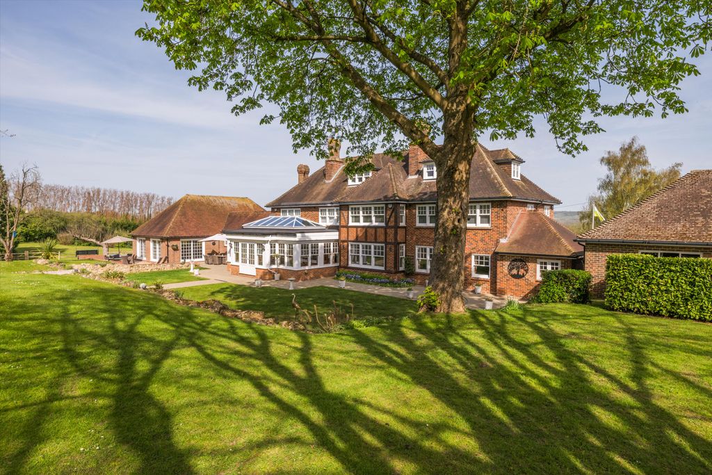 Property photo 1 of 39 Image