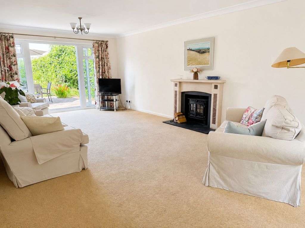 Property photo 2 of 13 Picture No. 76
