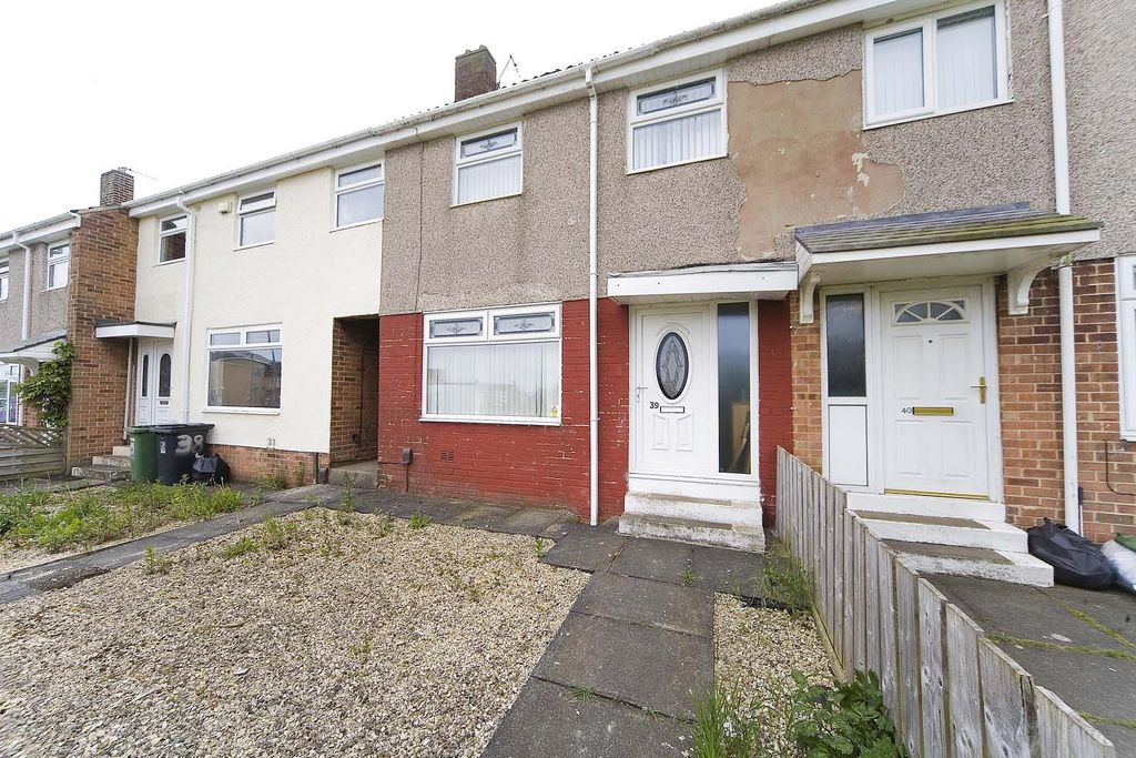 Property photo 1 of 12