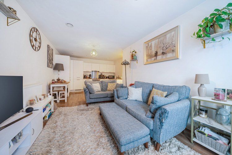 Property photo 3 of 20