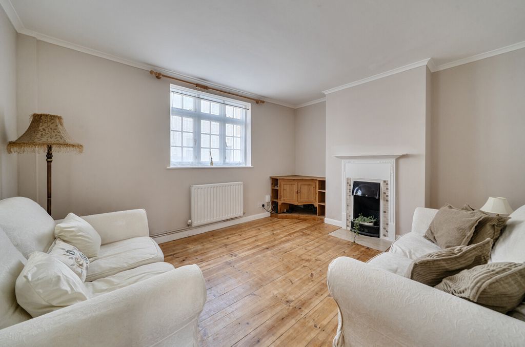 Property photo 2 of 20 1433783-1-69Bd62B...