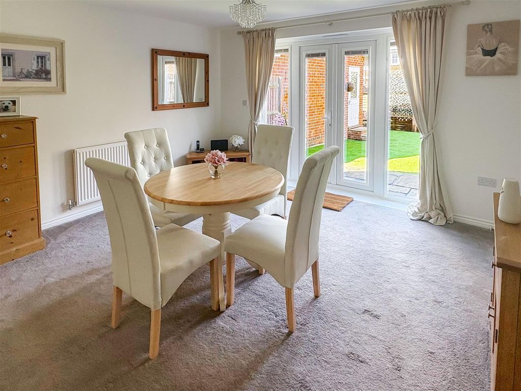 Property photo 3 of 19 Image00039.Jpg