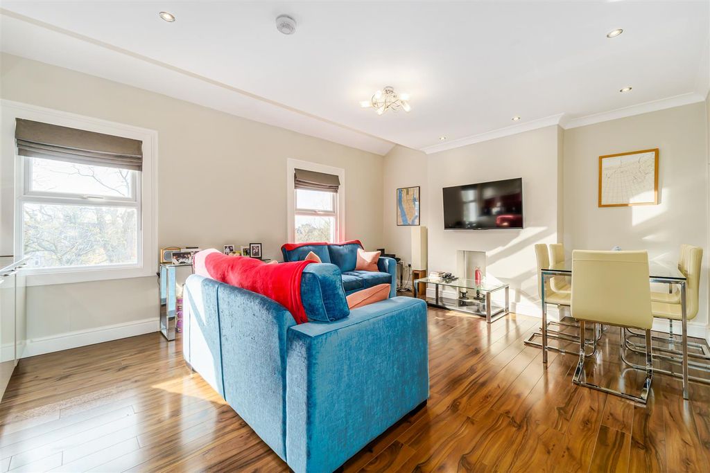 Property photo 3 of 14 Helliwell &amp; Co
