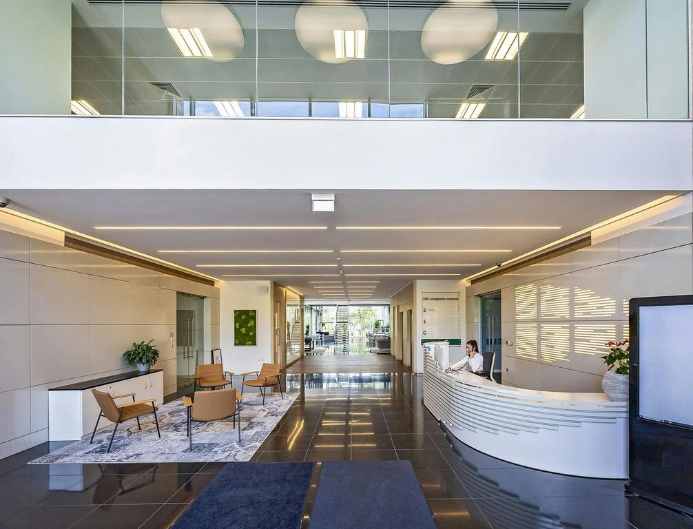 Property photo 3 of 26 200Lwa_021 (Extra Large).Jpg