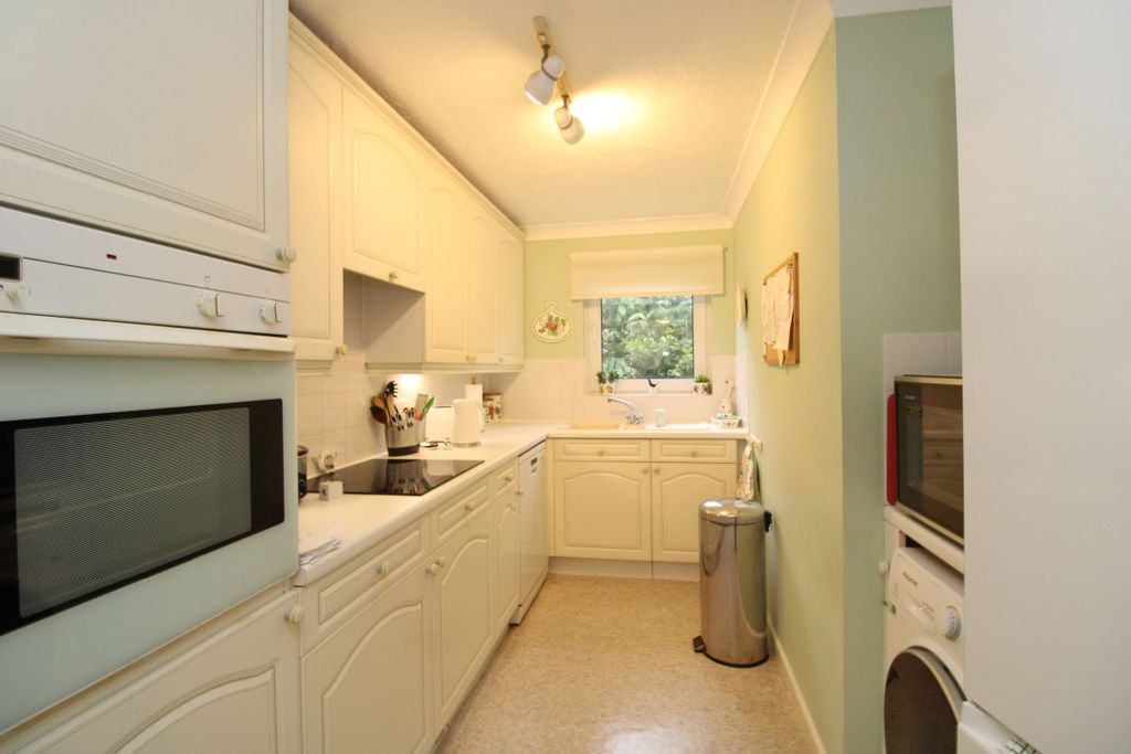 Property photo 3 of 16