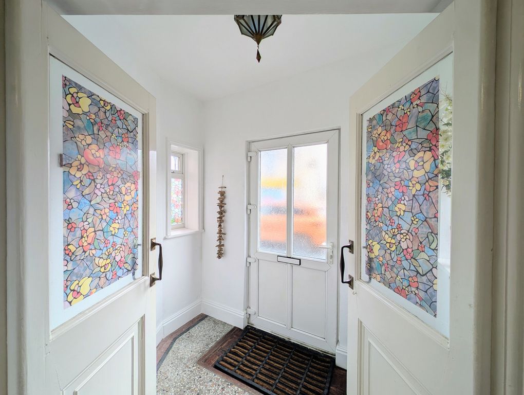 Property photo 2 of 30