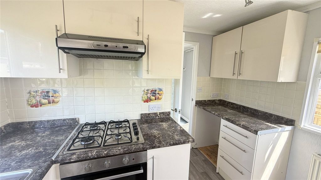 Property photo 3 of 18 Picture No. 17