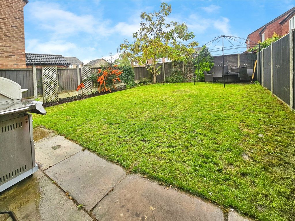 Property photo 3 of 16 Picture No. 17