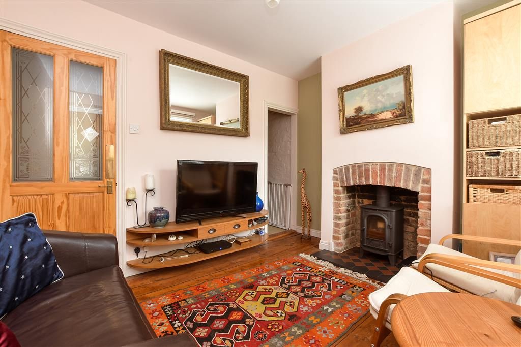 Property photo 3 of 15 Lounge